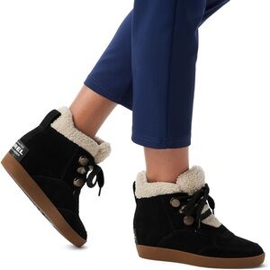 SOREL OUT N ABOUT COZY WEDGE BOOTS IN BLACK 8